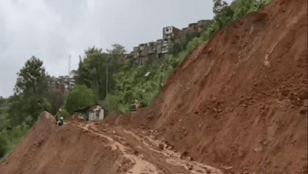 Vía que comunica a Valdivia con la costa Atlántica permanecerá cerrada 20 días más