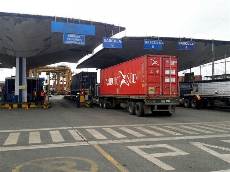 Transporte terrestre afectado por disminución de exportaciones en Colombia