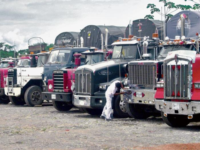 Superindustria sanciona a dos gremios de transporte de carga
