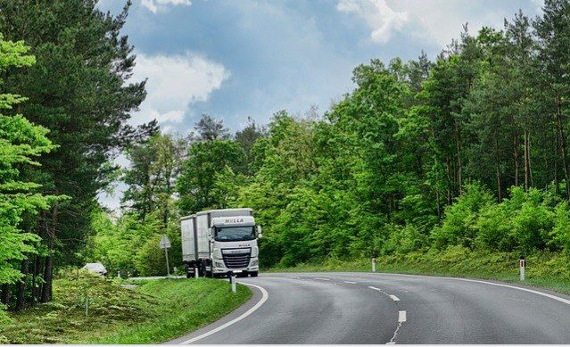 Ponencia de Ley de Financiamiento deja por fuera IVA al transporte