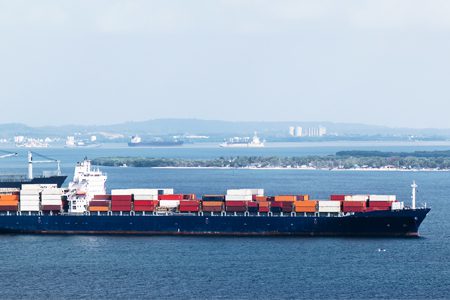 Carga marítima para Colombia evaluación de proveedores