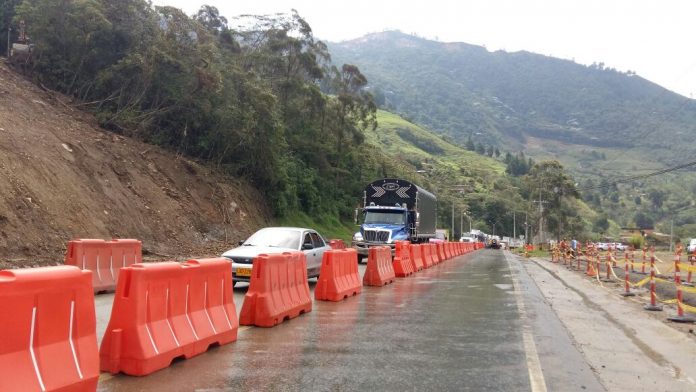 Vía a Guatapé estará cerrada hasta el mediodía de este sábado