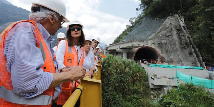 Veeduría ciudadana del Meta y Mintransporte verificaron avances de obra en vía Bogotá – Villavicencio