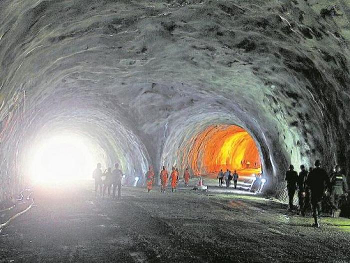 En un mes entregarían el túnel hacia el aeropuerto de Rionegro