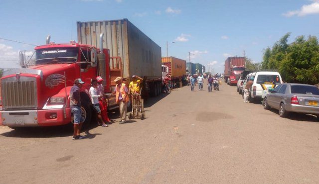 Transporte de carga: Transportadores piden reabrir paso por puentes