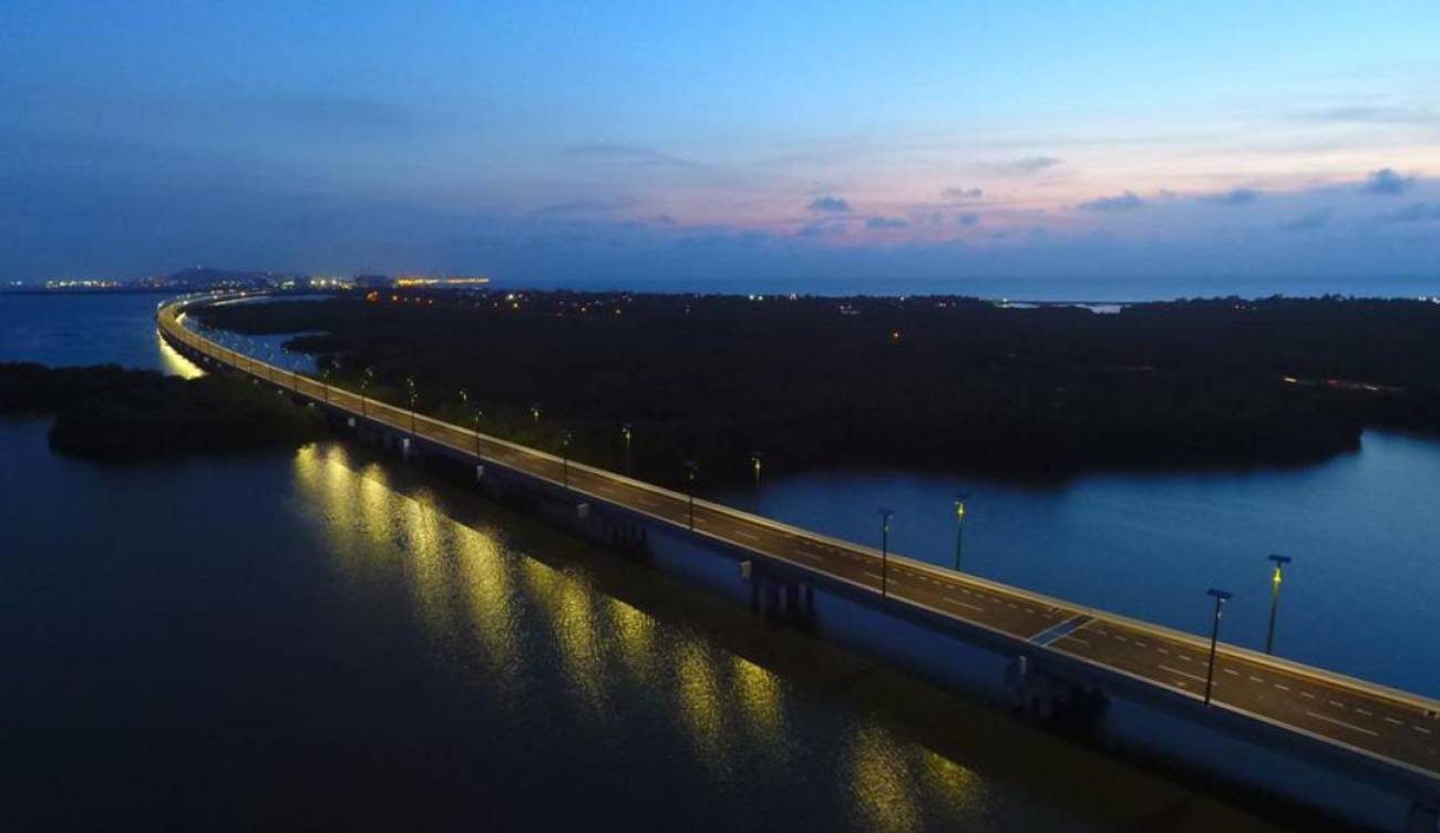Viaducto el gran manglar obtuvo Premio Nacional de Ingeniería y Premio Nacional Ambiental