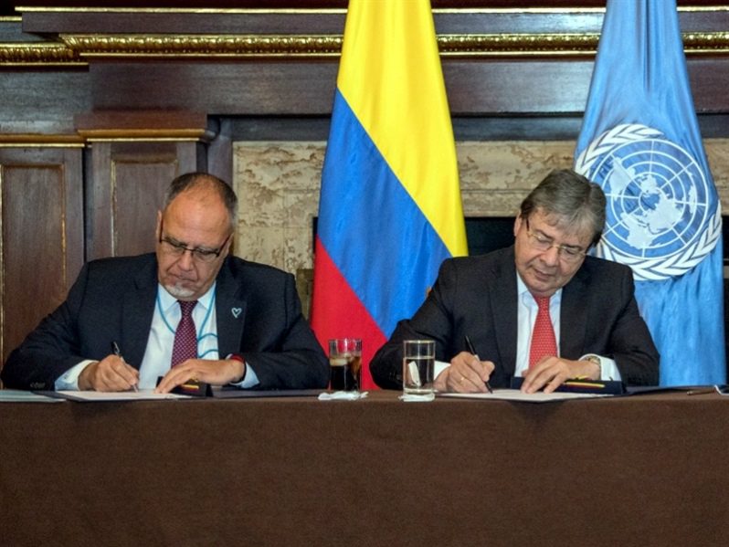 Colombia y ONU firman convenio para mayor control de contenedores en los puertos del país