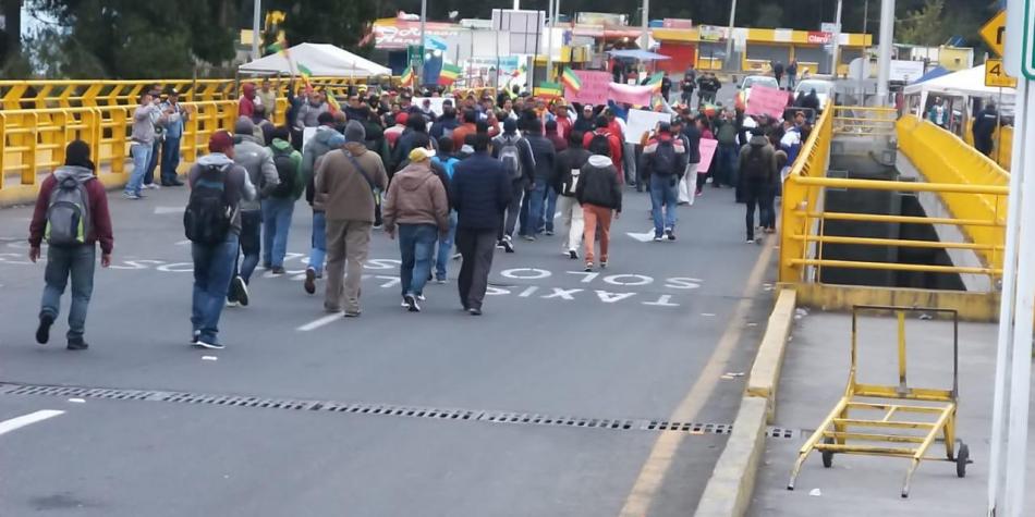 El cierre del puente de Rumichaca