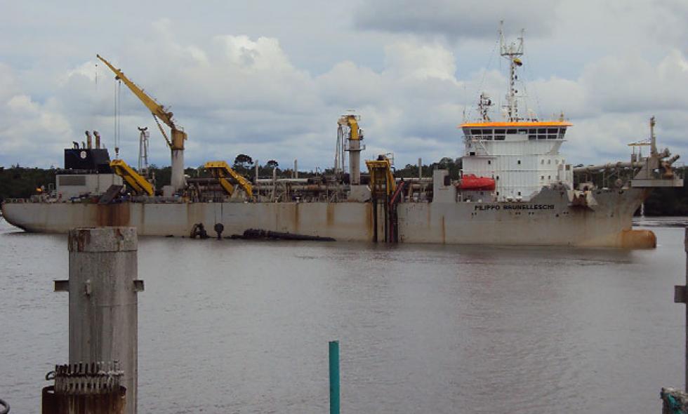El dragado, entre los problemas que enfrenta actualmente el puerto de Buenaventura