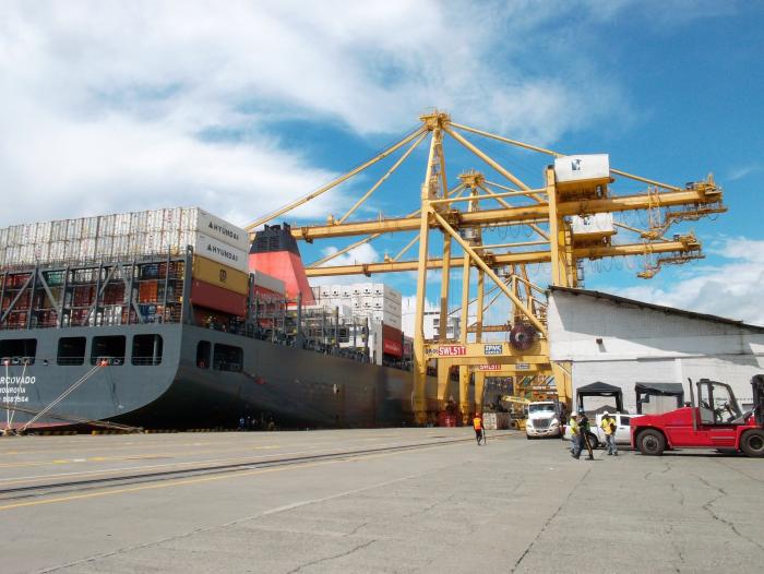 Contemplan cobrar ‘peajes’ en el puerto de Buenaventura