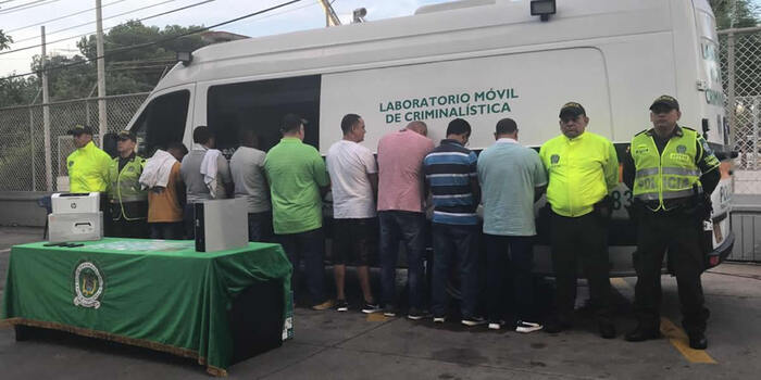 “El que la hace la paga, construyendo seguridad. Diseñaban fraudulentamente documentos de tránsito como licencias, soat, revisión técnico-mécanica