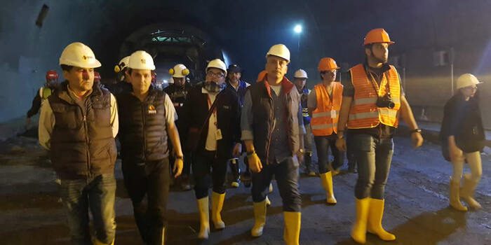 INVIAS concluye revestimiento del Túnel de La Línea. En el túnel principal quedan pendientes 700 metros de pavimentación.