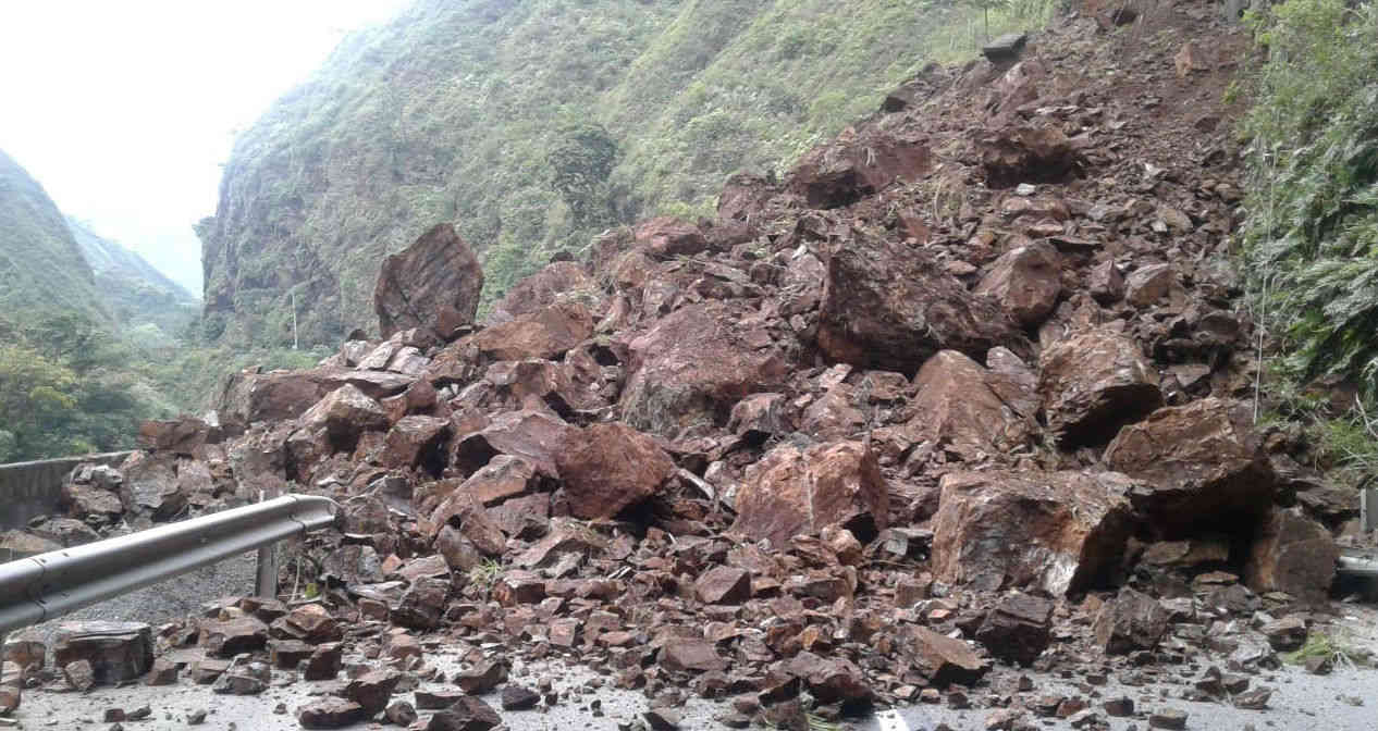 28 veredas continúan aisladas por el mal estado de las vías