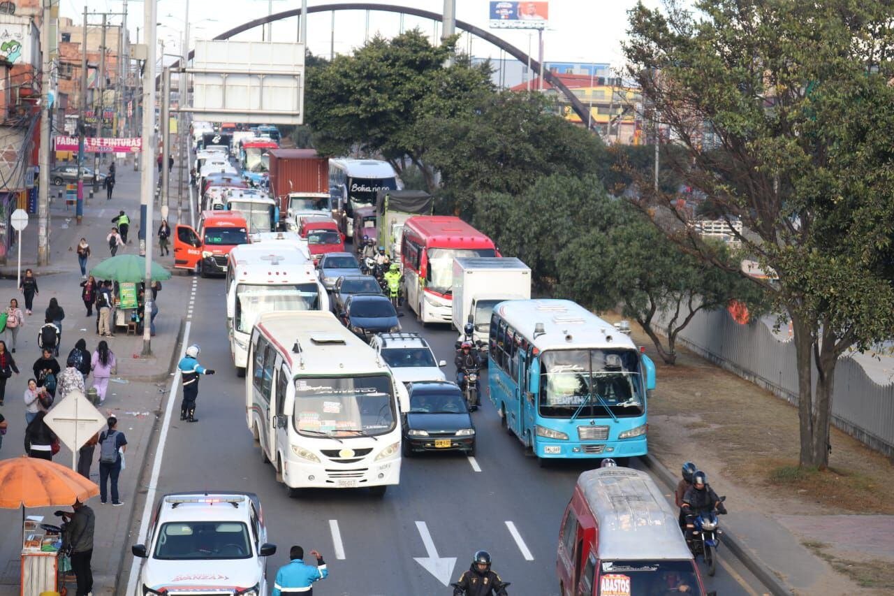 Colapsa la movilidad en Soacha por paro de transportadores ...